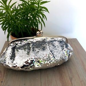 🖤Sequined Clutch🖤